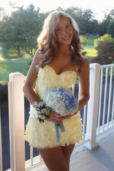 Gorgeous A Line Sweetheart White Short Homecoming Dress with Appliques Beading