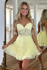 Charming A-Line Sweetheart Lace Top Short Tiered Chiffon Homecoming Dress