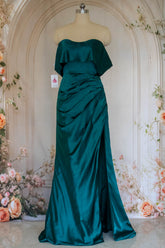 Charming Mermaid Strapless Green Long Prom Dress with Split Front
