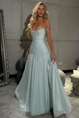 Chic Light Blue Off The Shoulder Evening Dress with Ruched Fit Bodice
