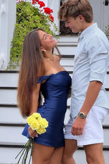 Chic Off-Shoulder Coral Pink Bodycon Short Satin Homecoming Dress