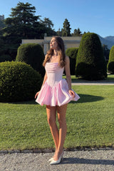 Chic Strapless A-Line Corset Bubble Hem Satin Homecoming Dress