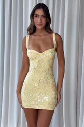 Elegant Yellow Lace Floral Bodycon Backless Mini Homecoming Dress