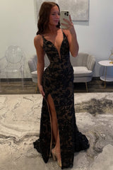 Elegant Black Sparkle Lace Mermaid Prom Dress with Plunge Neck