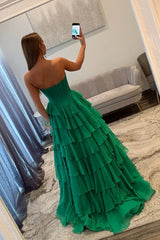 Emerald Green Sweetheart Corset Prom Dress with Tiered Ruffles and High Slit