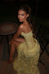 Luxurious Mermaid Sweetheart Yellow Lace Party Dress with Split Front