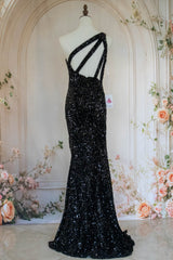 Mermaid One Shoulder Black Sequins Long Prom Dress with Open Back