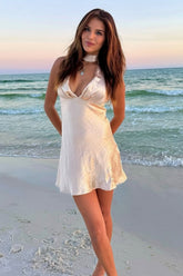 Minimalist Champagne Halter Neck Short Homecoming Party Dress