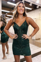 Sparkly Bodycon Spaghetti Straps Short Dress with Sequined Appliques Homecoming Dress