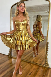 Stunning A-Line Short Dress with Sweetheart Neckline and Metallic Tiered Skirt Homecoming Dress