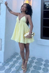 Dreamy Lilac Chiffon Mini Homecoming Dress with Deep V-Neck and Flowy Skirt