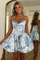 Stunning Blue A-Line Sweetheart Short Print Satin Homecoming Dress