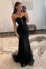 Backless Sequin Mermaid Prom Dress with Sweetheart Neckline and Delicate Appliques