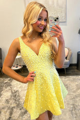 Yellow Sparkly A-Line V-Neck Beaded Mini Homecoming Dress