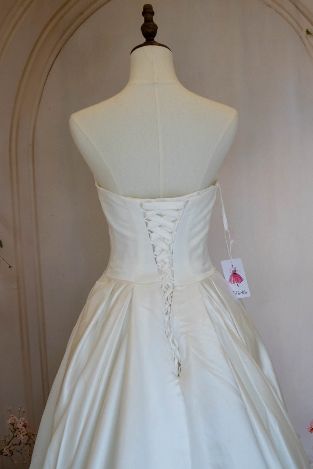 A-Line Strapless Lace Up Back Chapel Train White Satin Wedding Dress