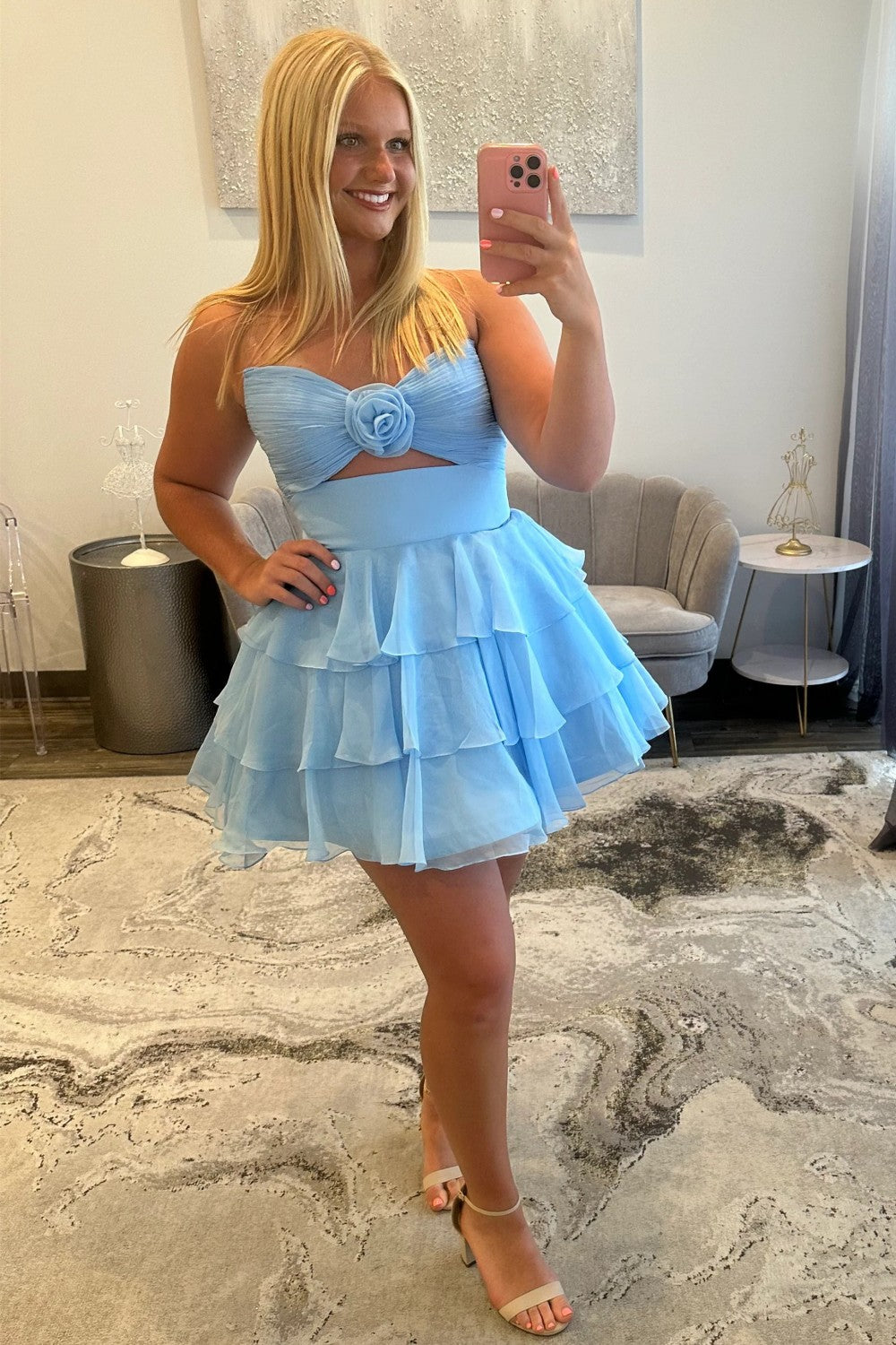 Adorable A-Line Strapless Short Layered Chiffon Homecoming Dress with 3D Flower