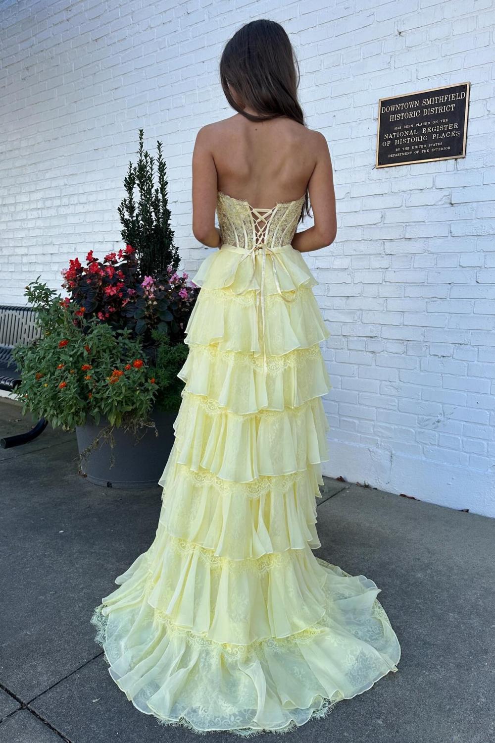 prom dress registry Scoop Fitted Prom Dresses in Color | Style