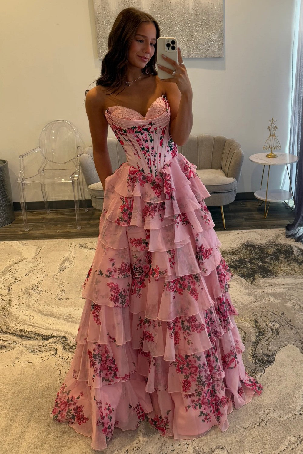 Furlla Woman Fairytale Pink Floral Corset Sweetheart Prom Dress with Tiered Skirt And Slit Furlla Official Furlla Woman Fairytale Pink Floral Corset Sweetheart Prom Dress with Tiered Skirt And Slit Furlla Official