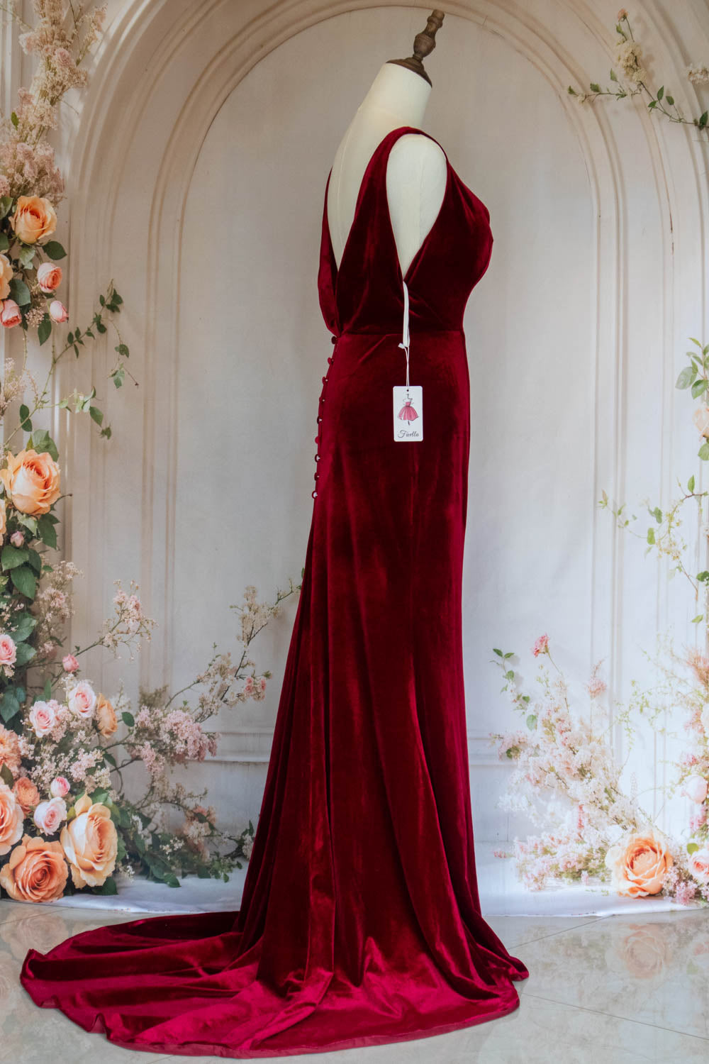 Charming Mermaid V Neck Burgundy Velvet Long Party Dress with Open Back
