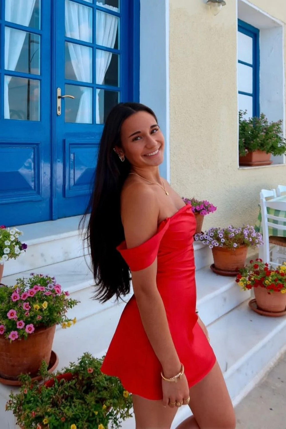 Chic Off-Shoulder Coral Pink Bodycon Short Satin Homecoming Dress