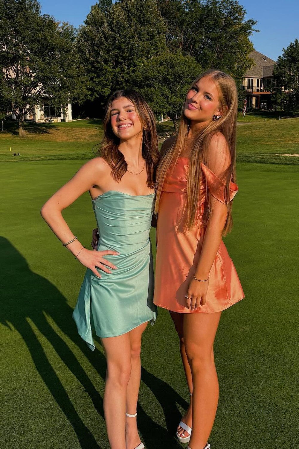 Chic Off-Shoulder Coral Pink Bodycon Short Satin Homecoming Dress
