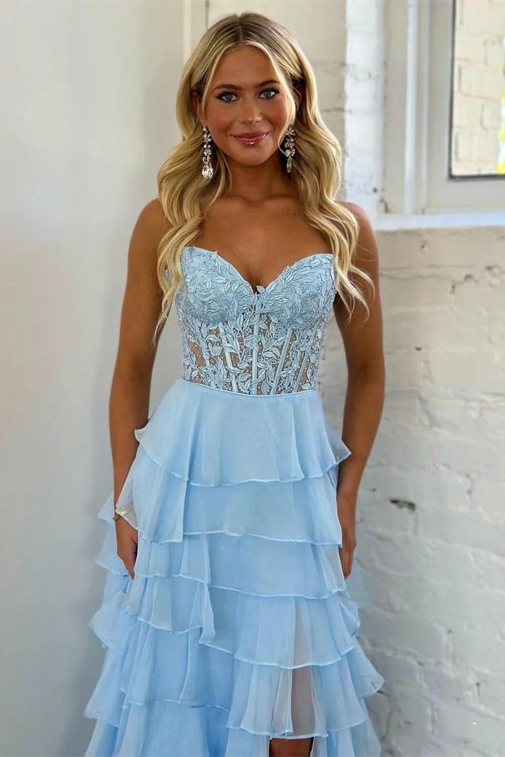 Furlla Woman Light Blue Romantic A-Line Sweetheart Long Print Layered Tulle Prom Dress with Slit Furlla Official Furlla Woman Light Blue Romantic A-Line Sweetheart Long Print Layered Tulle Prom Dress with Slit Furlla Official