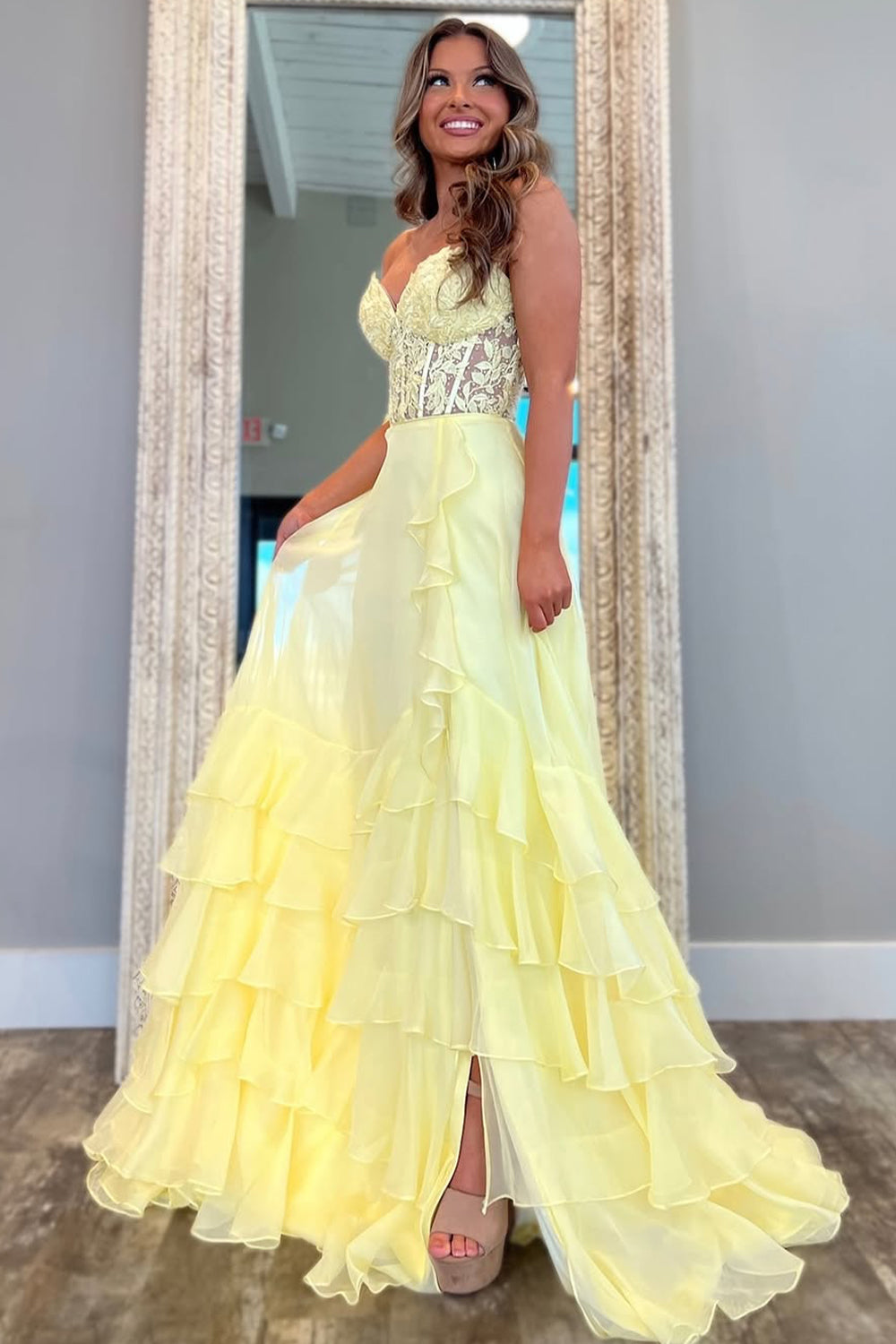 Furlla Woman Chic Yellow A-Line Sweetheart Lace Top Long Chiffon Prom Dress With Ruffle Skirt Furlla Official Furlla Woman Chic Yellow A-Line Sweetheart Lace Top Long Chiffon Prom Dress With Ruffle Skirt Furlla Official