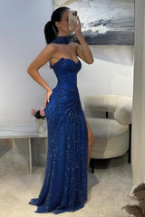 Fitted Dark Blue Halter Evening Gown with Ruched Detailing and Scarf