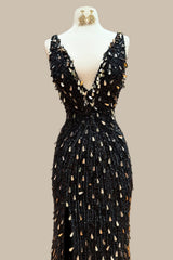 Glamorous Black Sequin Mermaid Prom Dress with Deep V-Neck and High Slit