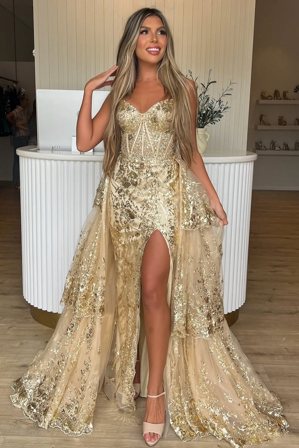 Gold Sequin Train Sweetheart A-Line Lace Long Prom Dress With Tiered Tulle Split