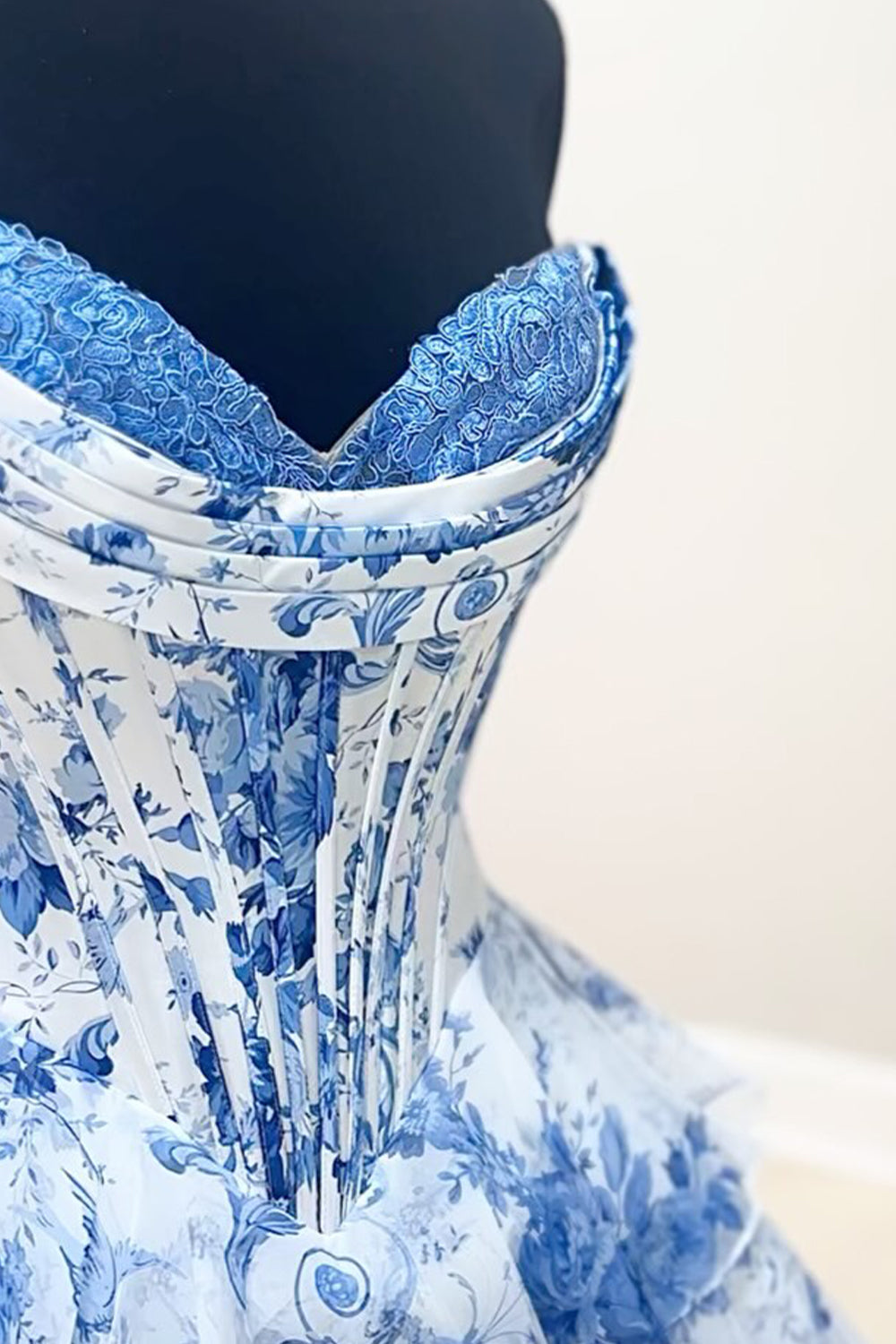 A-Line Sweetheart Floral Print Layered Short Homecoming Dress