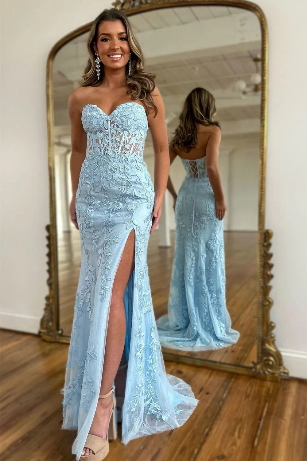 Stunning Mermaid Sweetheart Lilac Long Lace Corset Prom Dress with Appliques
