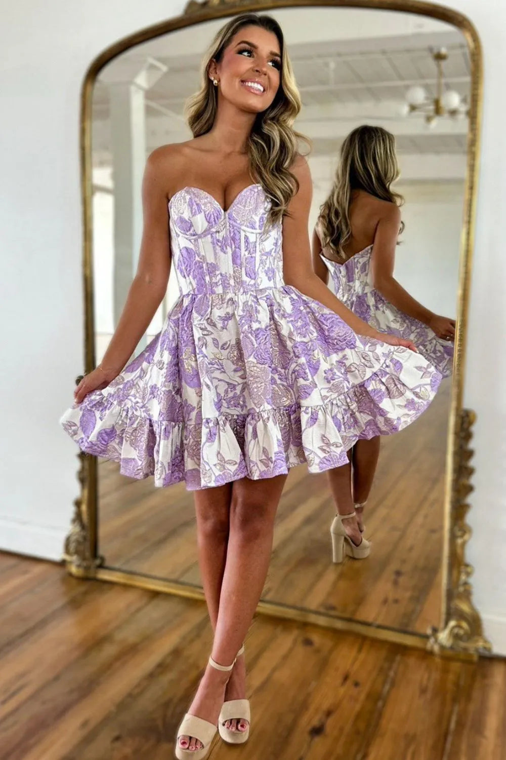 Lovely Sweetheart A-Line Short Dress with Floral Print for Homecoming