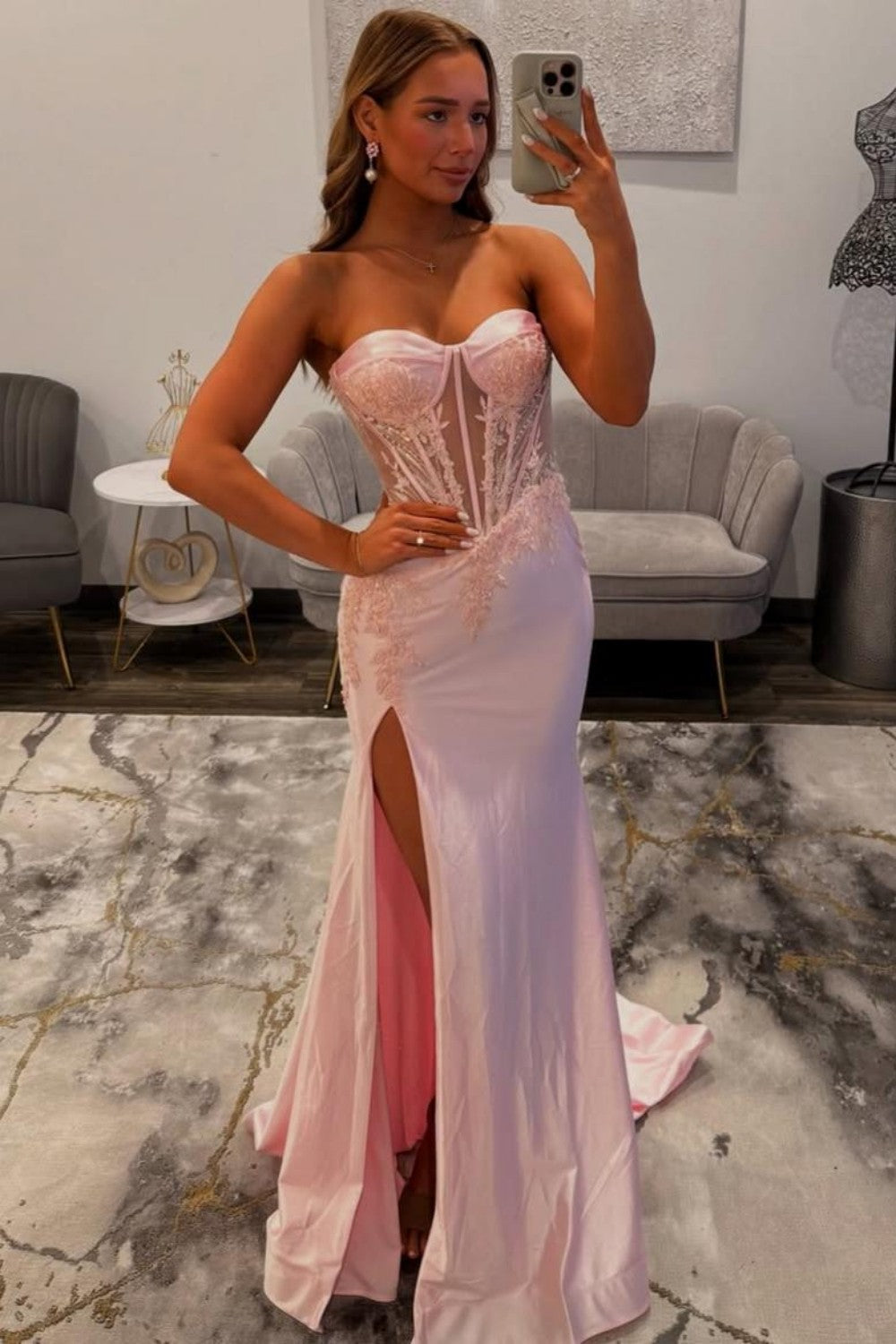 Romantic Lace Sweetheart Long Satin Mermaid Prom Dress with with High Slit