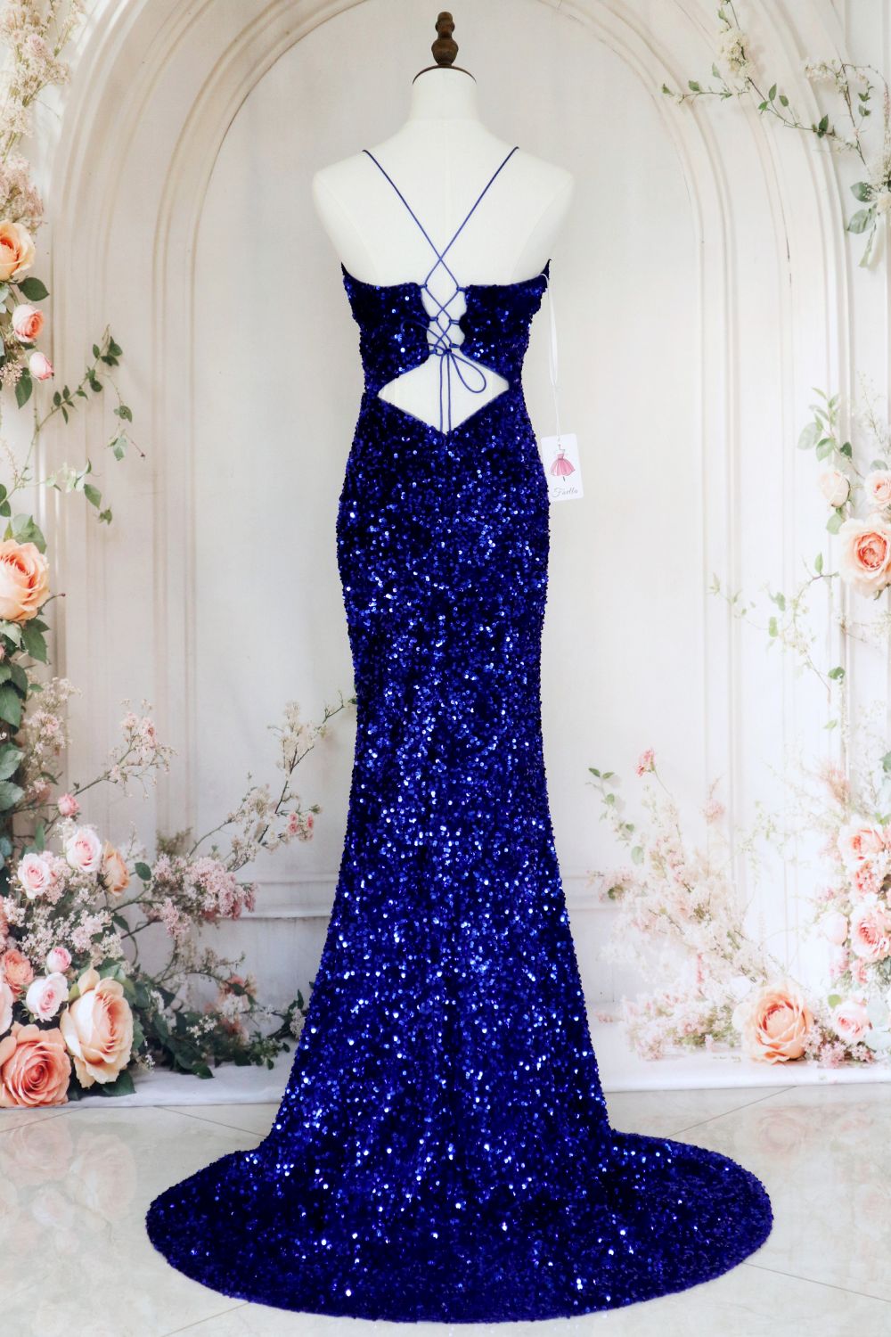 Furlla Woman Royal Blue Royal Blue Mermaid Spaghetti Straps Long Sequin Prom Dress with Slit Furlla Official Furlla Woman Royal Blue Royal Blue Mermaid Spaghetti Straps Long Sequin Prom Dress with Slit Furlla Official