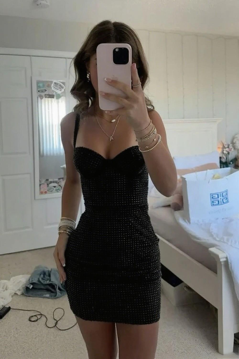 Stunning Glitter Bodycon Sweetheart Short Beaded Homecoming Dress