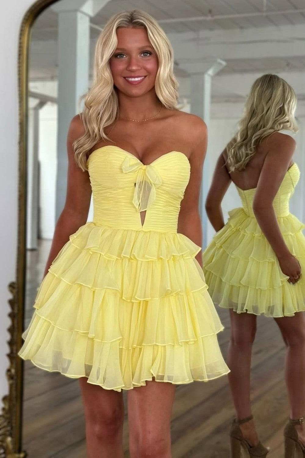 Chic Strapless Ruffle Tiered Chiffon Homecoming Dress with Front Bow