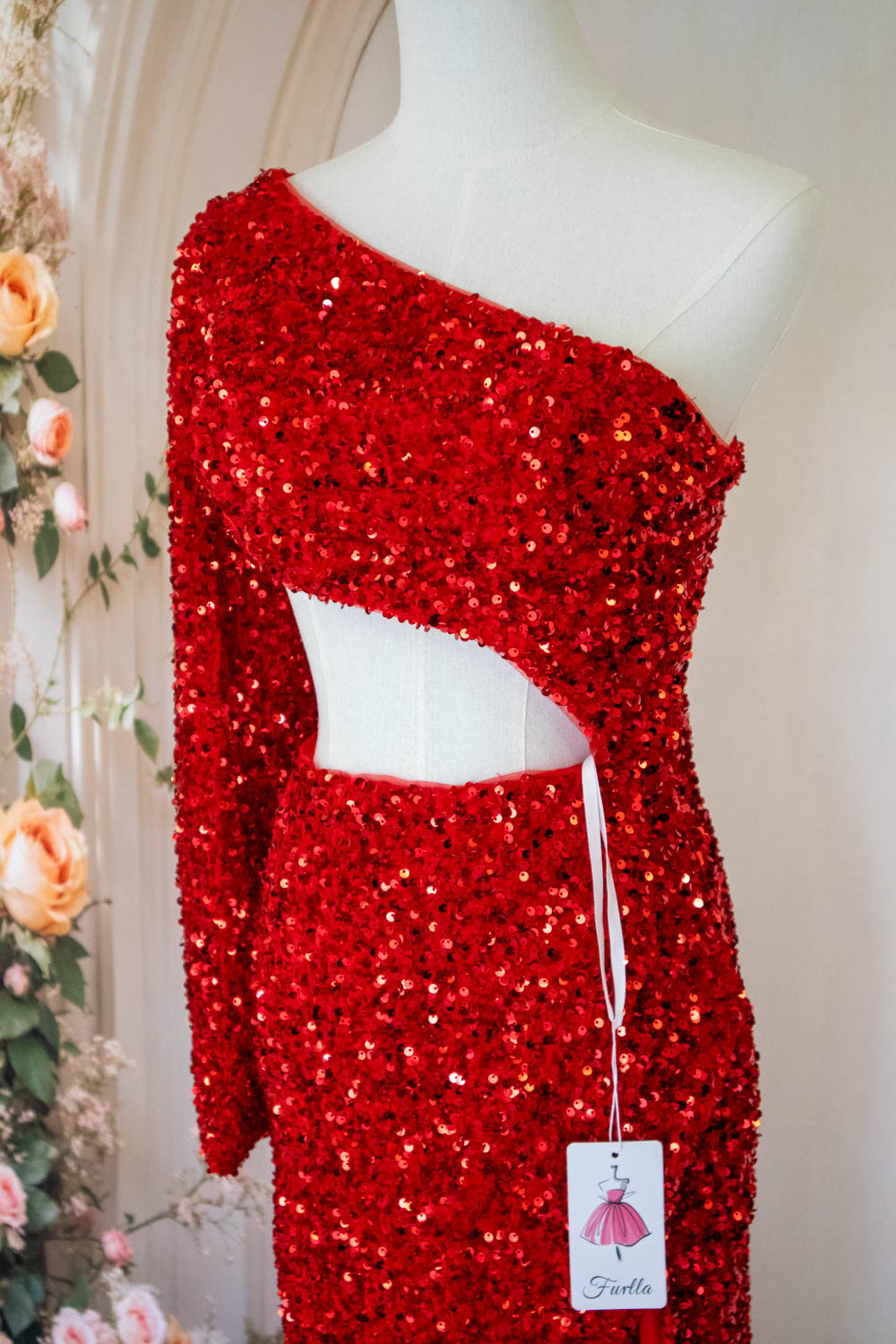 Stylish Mermaid One Shoulder Red Sequins Long Prom Dress with Keyhole