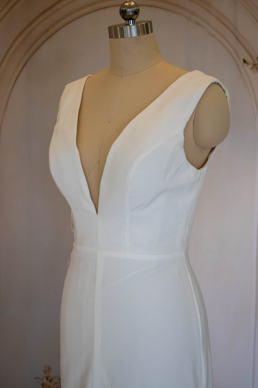 White Elegant Mermaid V-Neck Sweep Train Satin Wedding Dress with Front Slit
